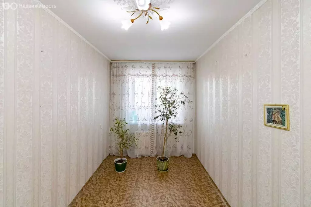 3-комнатная квартира: Тюмень, улица Республики, 92 (62.1 м) - Фото 1