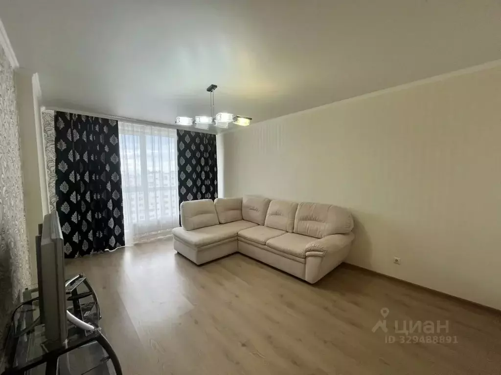 2-к кв. Башкортостан, Уфа Комсомольская ул., 15 (74.7 м) - Фото 1