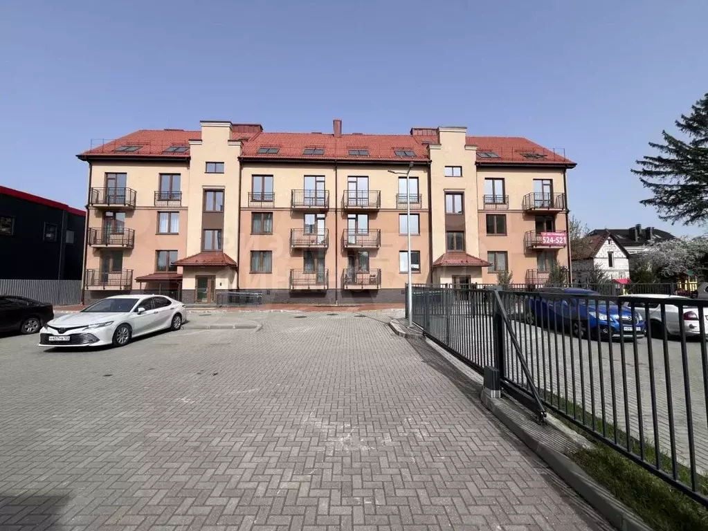 3-к. квартира, 85м, 1/3эт. - Фото 1