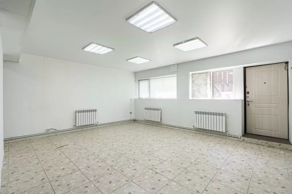 Помещение свободного назначения в Татарстан, Казань Низенькая ул., 7 ... - Фото 1