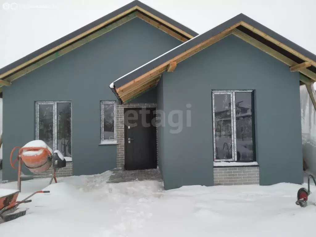 Дом в Калининградская область, Гурьевский муниципальный округ, посёлок ... - Фото 1