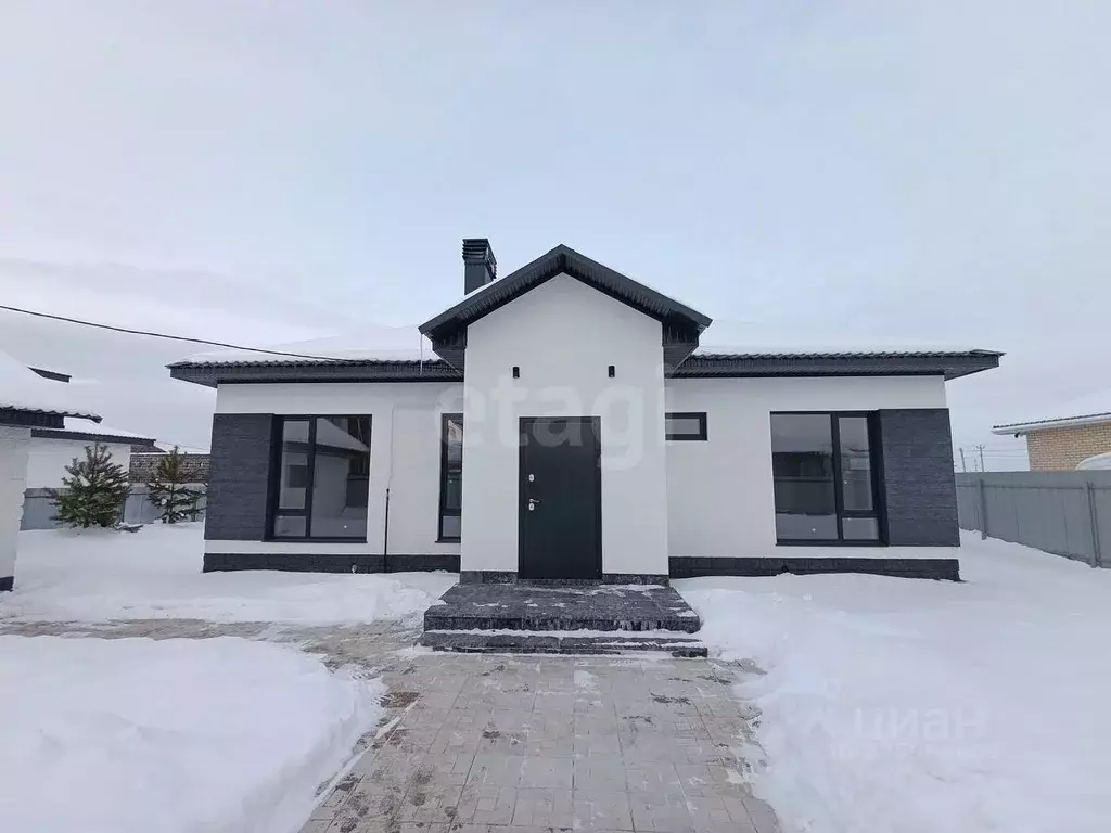 Дом в Башкортостан, Уфимский район, Русско-Юрмашский сельсовет, д. ... - Фото 1