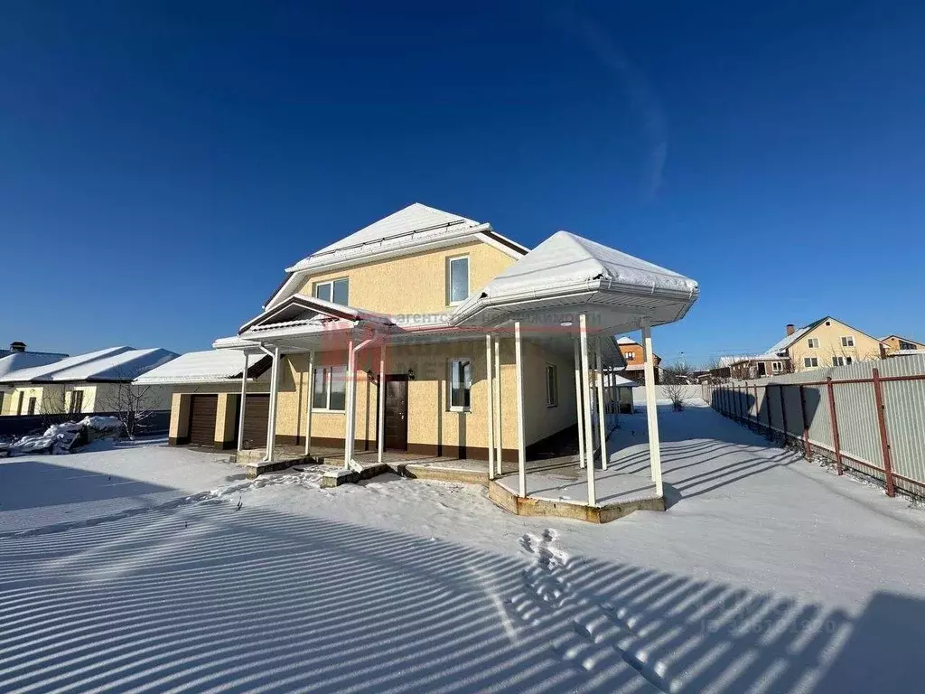 Дом в Белгородская область, Старый Оскол ул. Ясные Зори, 5 (215 м) - Фото 1