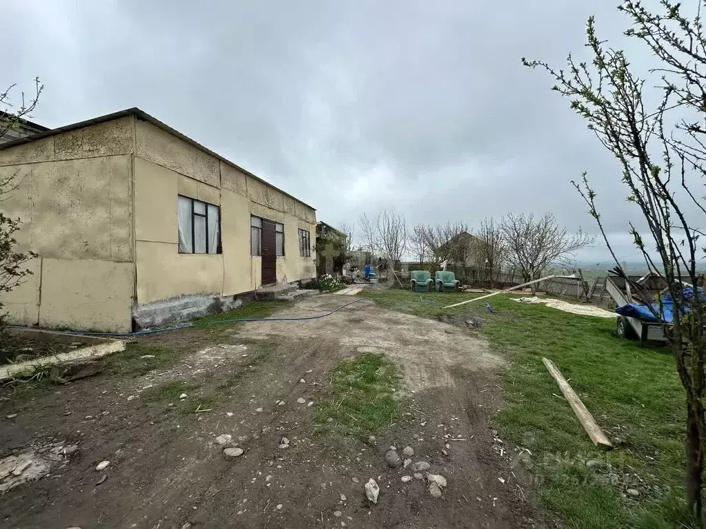 Участок в Ингушетия, Назрань Альтиевский административный округ, ул. ... - Фото 1