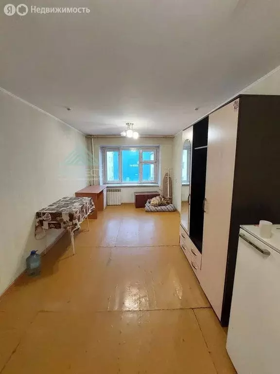 1к в 20-комнатной квартире (17.2 м) - Фото 1