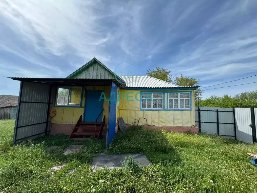 Дом в Белгородская область, Новооскольский муниципальный округ, с. ... - Фото 2