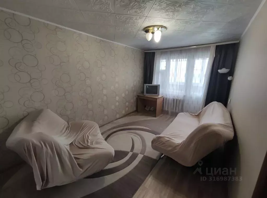 1-к кв. Нижегородская область, Арзамас 11-й мкр, 33 (32.6 м) - Фото 0