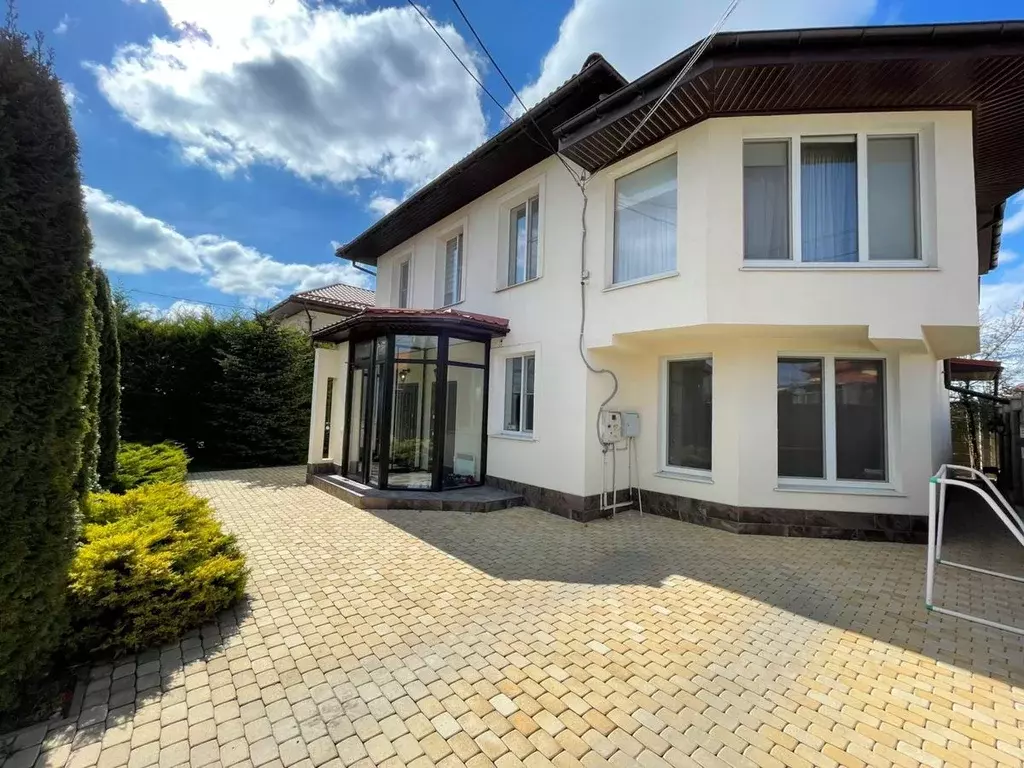 Дом в Крым, Симферопольский район, Молодежное пгт ул. Николаевская, ... - Фото 1