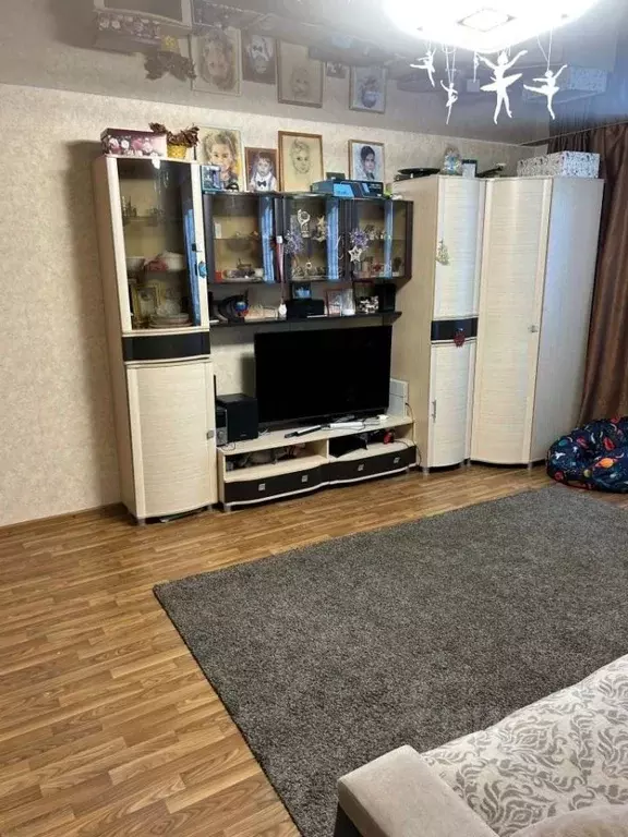 3-к кв. Свердловская область, Сысерть ул. Розы Люксембург, 65 (89.9 м) - Фото 1