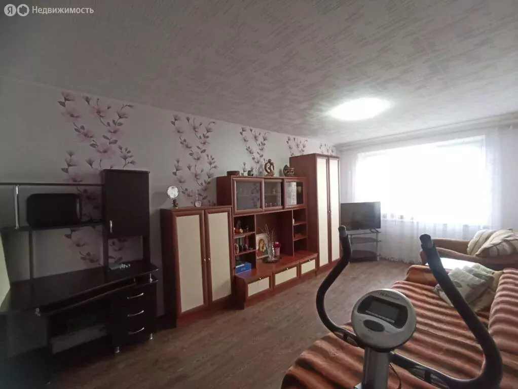 3-комнатная квартира: Магнитогорск, улица Труда, 35 (65.2 м) - Фото 1