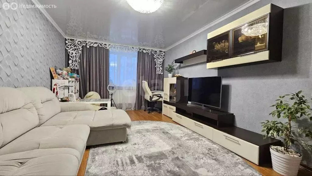 3-комнатная квартира: Воронеж, улица Антонова-Овсеенко, 29 (83.2 м) - Фото 1