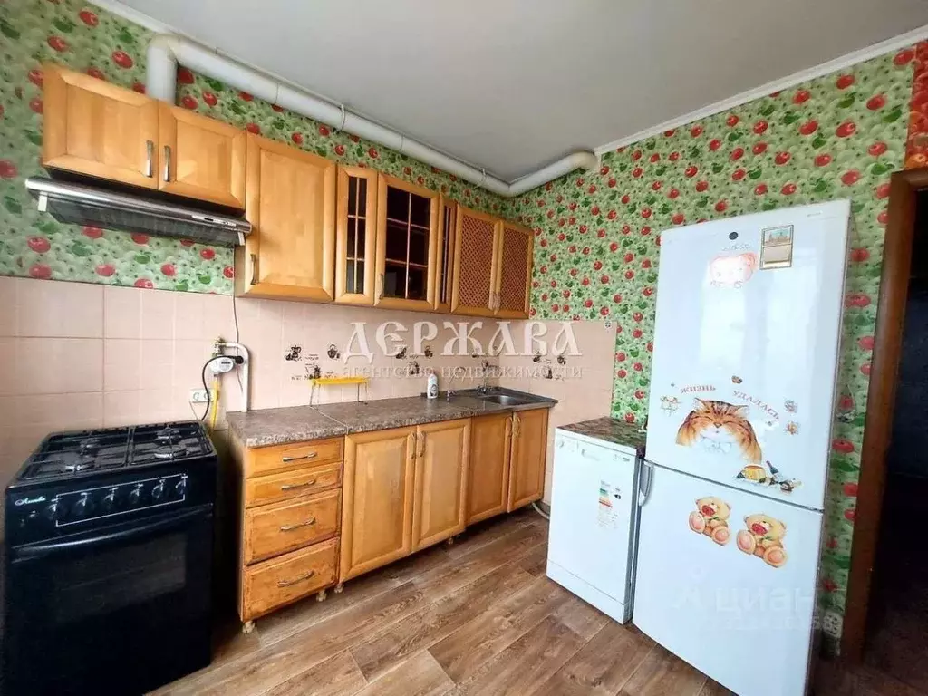 2-к кв. Белгородская область, Старый Оскол ул. Крутикова, 17 (52.0 м) - Фото 0