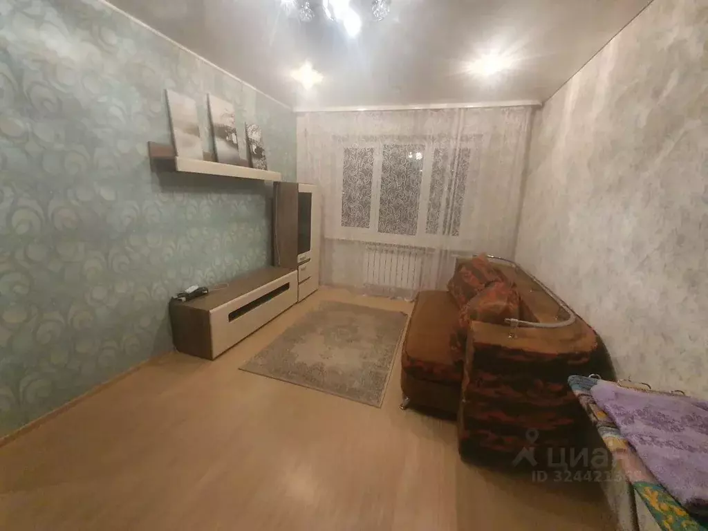 2-к кв. Вологодская область, Череповец просп. Победы, 81 (45.0 м) - Фото 2