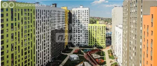 3-комнатная квартира: Курск, улица Энгельса, 115 (64.35 м) - Фото 0