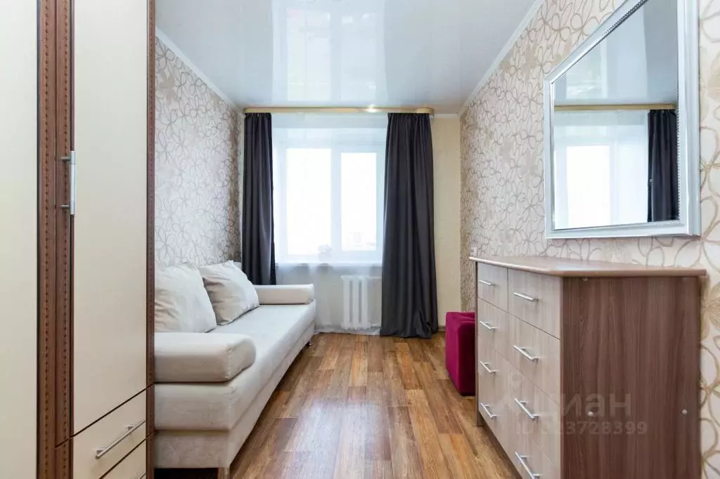 3-к кв. Тюменская область, Тюмень ул. Республики, 90 (65.0 м) - Фото 1