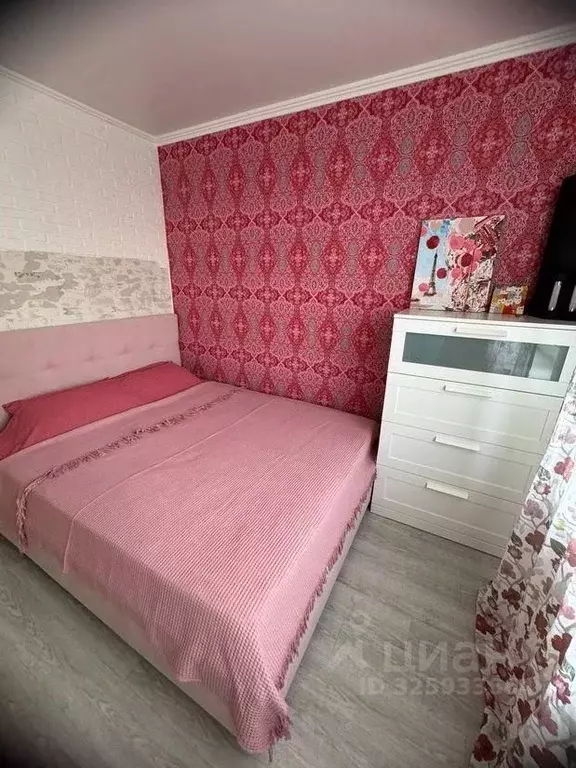 2-к кв. Тюменская область, Тюмень ул. Газовиков, 61 (55.8 м) - Фото 1