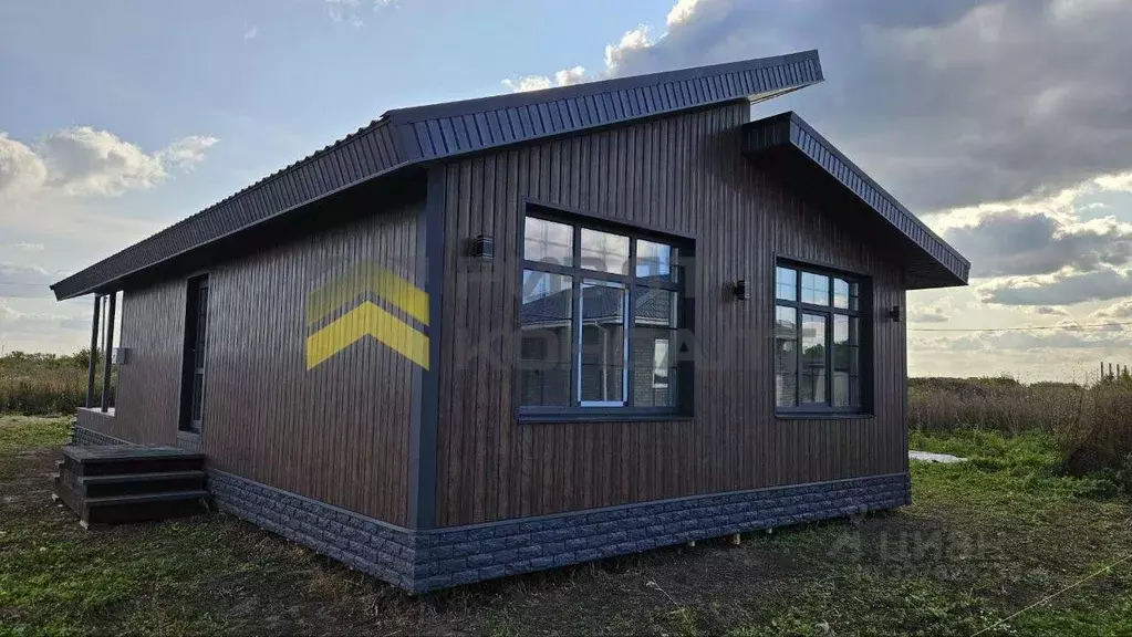 Дом в Омская область, Омский район муниципальный округ, с. Дружино ул. ... - Фото 1