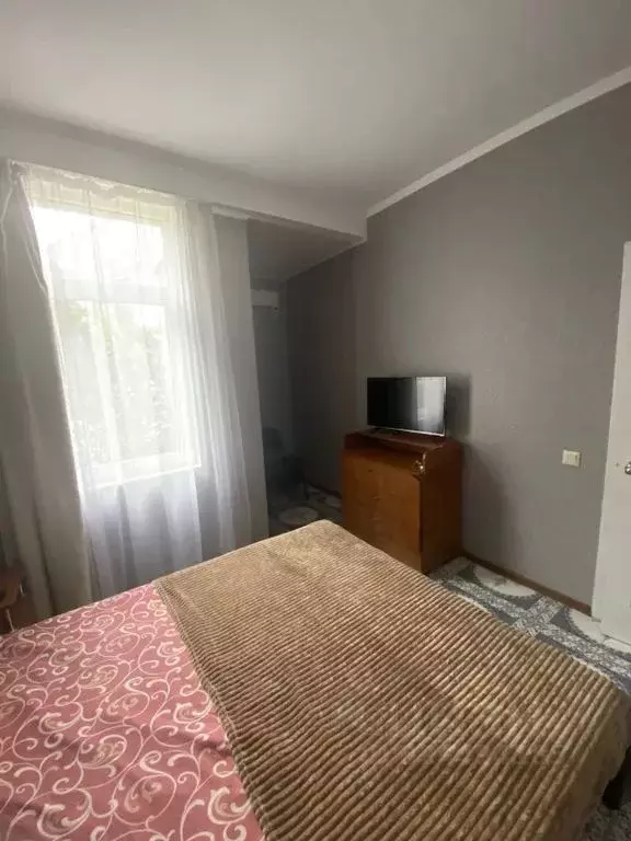 Комната Крым, Алушта муниципальный округ, с. Лазурное ул. Слуцкого, 36 - Фото 1