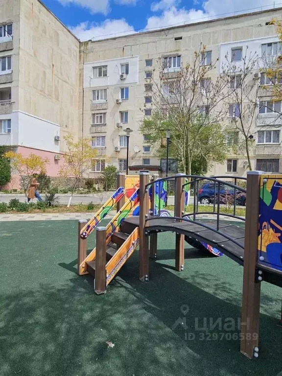 2-к кв. Крым, Евпатория городской округ, Мирный пгт ул. Сырникова, 28А ... - Фото 1