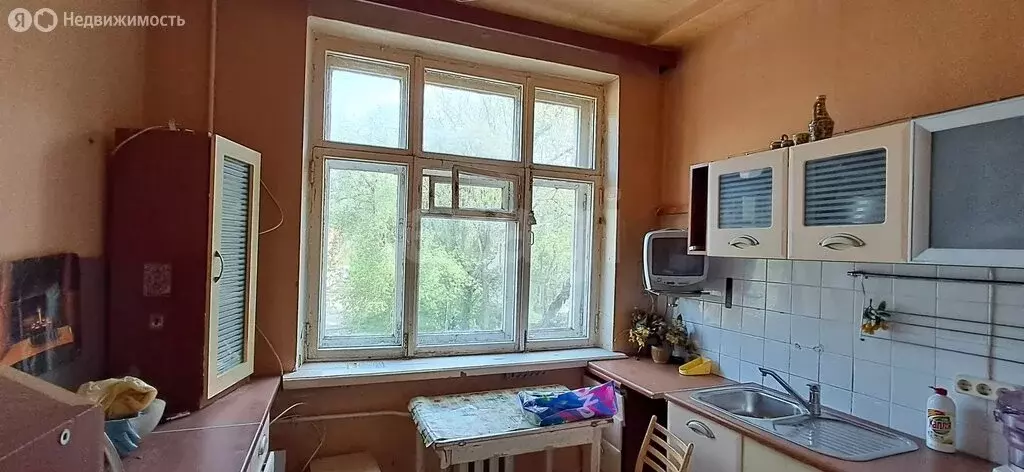 3-комнатная квартира: Озерск, Студенческая улица, 9 (64.2 м) - Фото 2