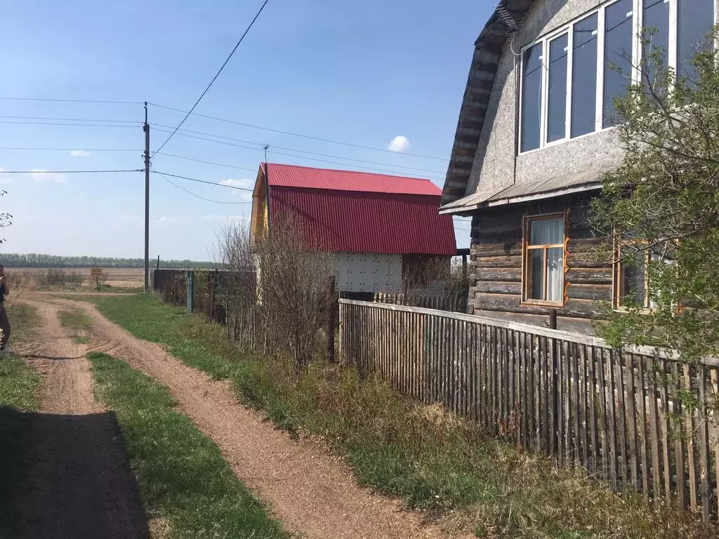 Дом в Башкортостан, Кушнаренковский сельсовет, с. Кушнаренково  (74 м) - Фото 1