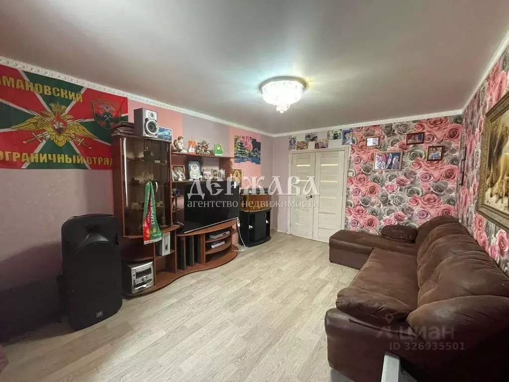 3-к кв. Белгородская область, Старый Оскол Рудничный мкр, 10 (63.4 м) - Фото 2