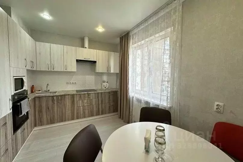 2-к кв. Башкортостан, Уфа ул. Орджоникидзе, 19/2 (60.0 м) - Фото 2