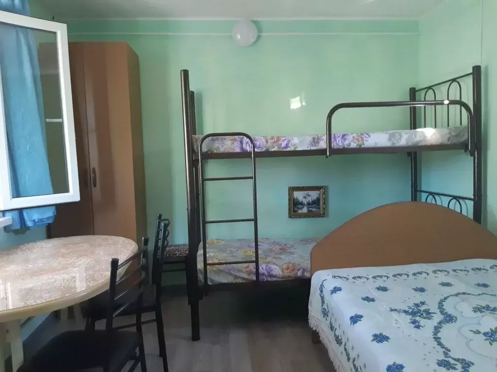 Дом в Краснодарский край, Ейский район, Должанская ст-ца Никольский ... - Фото 0