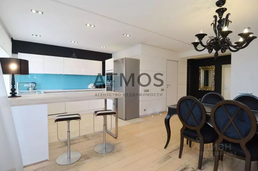 4-к кв. Новосибирская область, Новосибирск ул. Орджоникидзе, 30 (174.5 ... - Фото 1