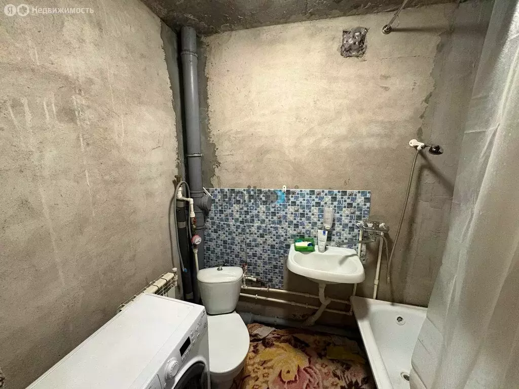 1-комнатная квартира: Уфа, улица Гумера Куватова, 74 (31.1 м) - Фото 1