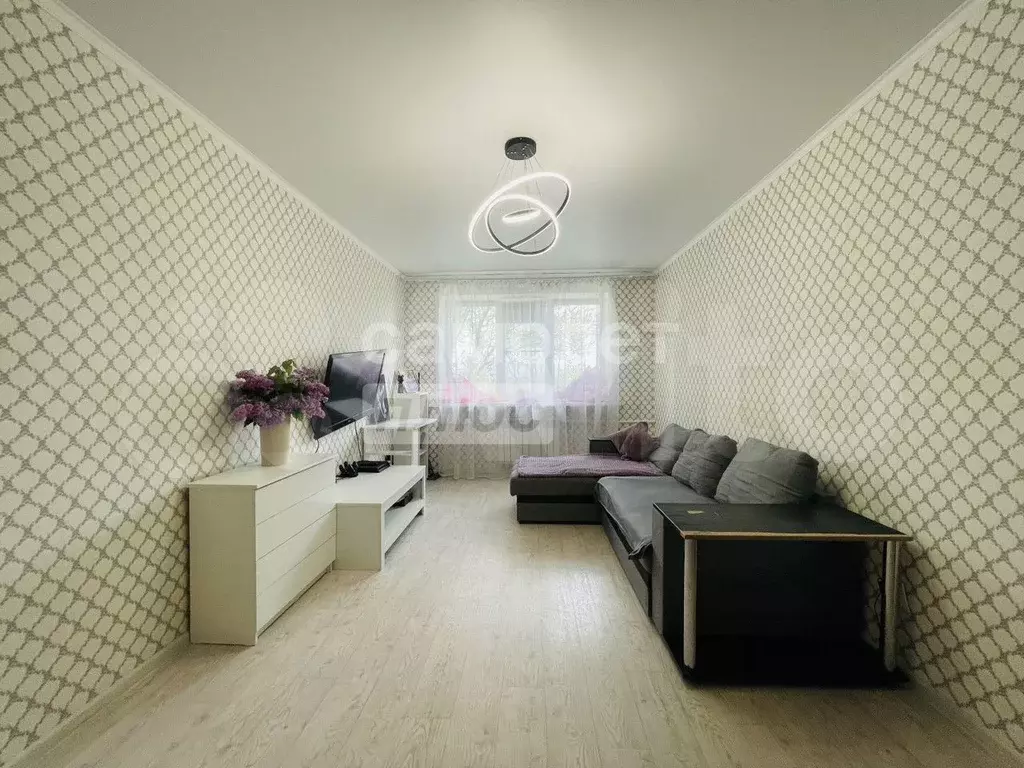 3-к. квартира, 62 м, 5/5 эт. - Фото 0