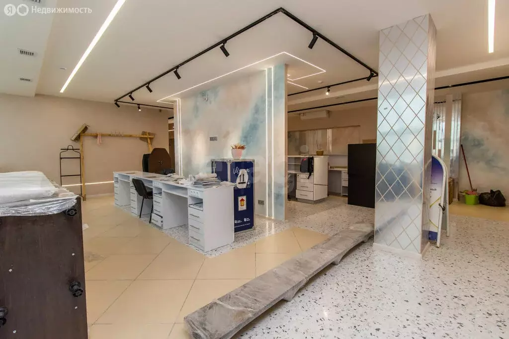 Помещение свободного назначения (241 м) - Фото 1