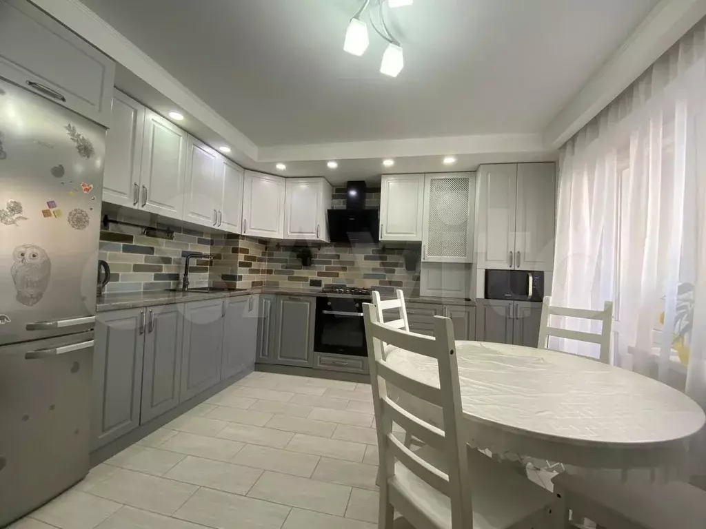 2-к. квартира, 54 м, 1/9 эт. - Фото 1