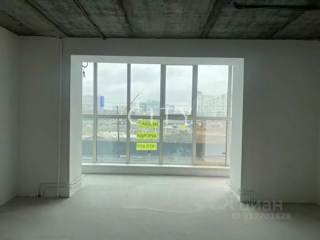 Офис в Тюменская область, Тюмень ул. Малыгина, 2 (600 м) - Фото 1