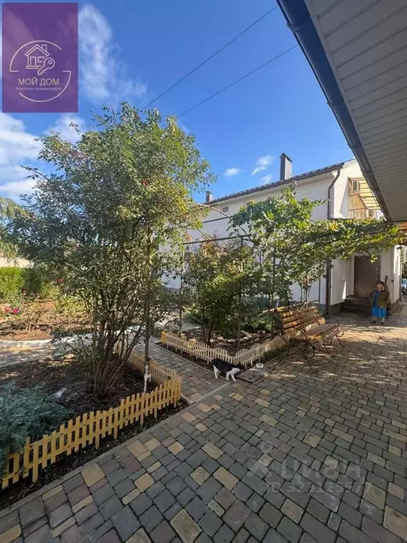 Дом в Крым, Сакский район, с. Молочное ул. Первомайская, 2 (223 м) - Фото 2