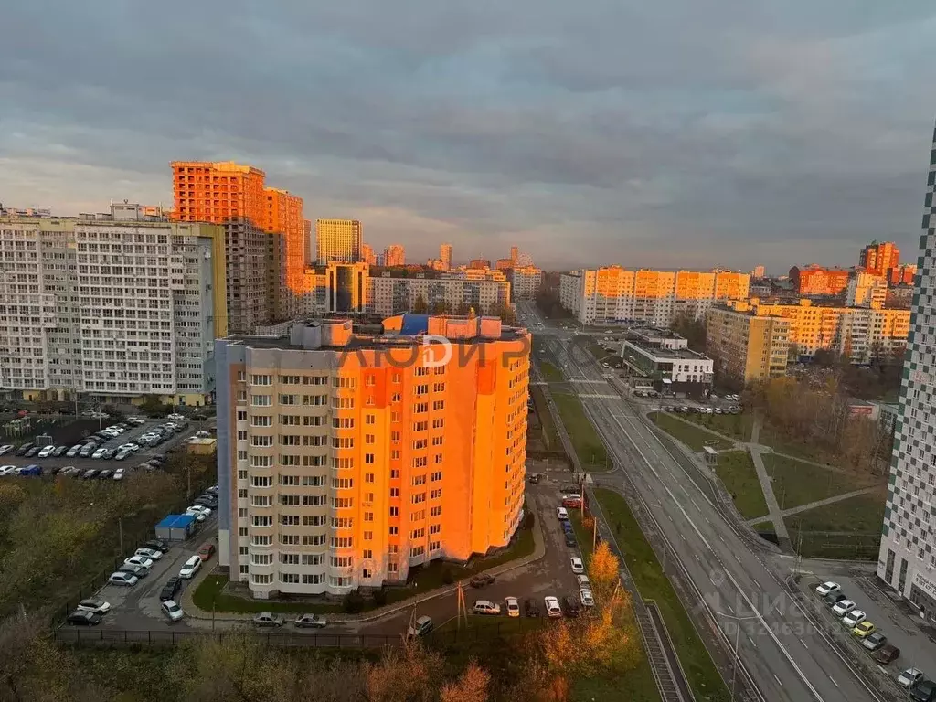 2-к кв. Башкортостан, Уфа бул. Давлеткильдеева, 12 (50.2 м) - Фото 1