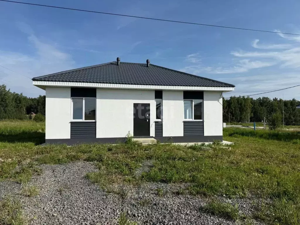 Дом в Свердловская область, Полевской муниципальный округ, с. ... - Фото 1