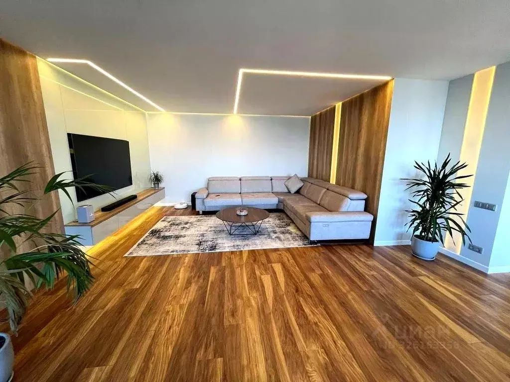 3-к кв. Краснодарский край, Сочи Центральный мкр, ул. Театральная, 11 ... - Фото 2