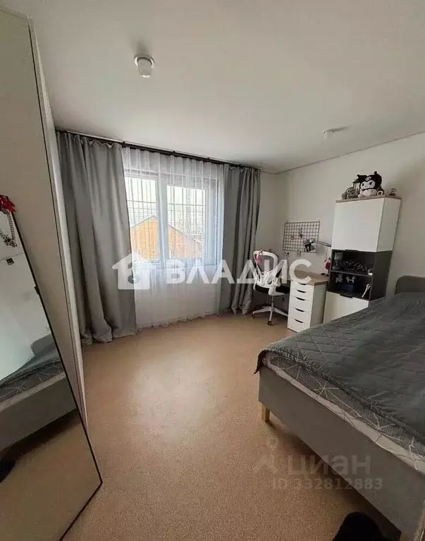 Дом в Бурятия, Улан-Удэ ул. Антонова (144 м) - Фото 1