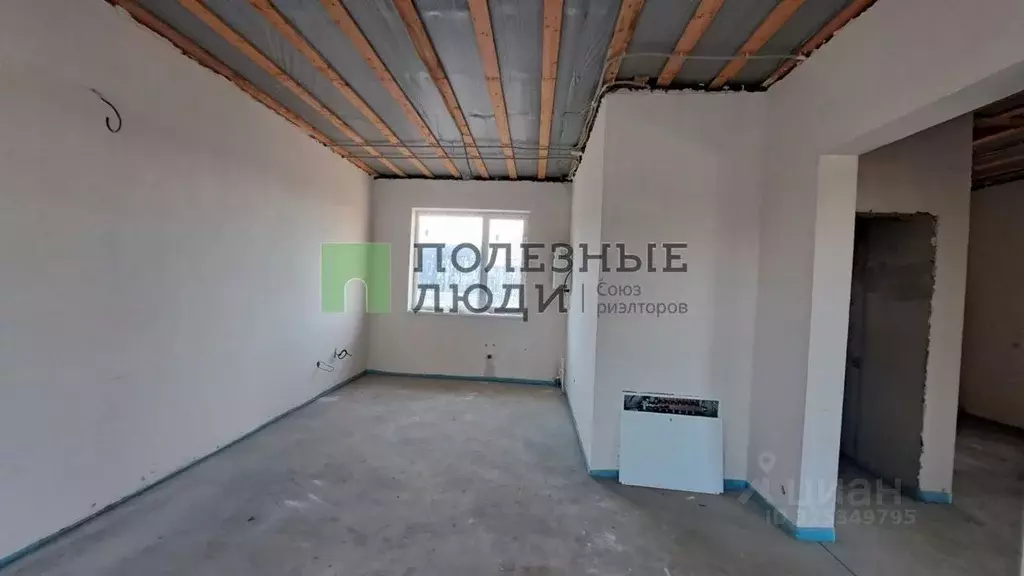 Дом в Крым, Симферопольский район, Добровское с/пос, с. Заречное пер. ... - Фото 2