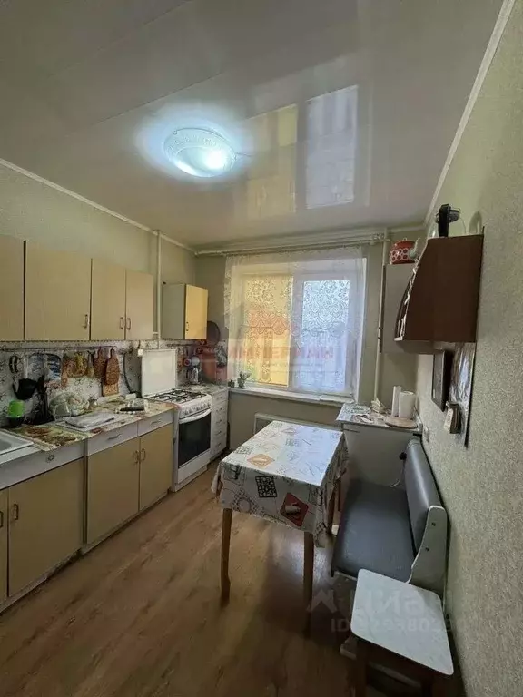 2-к кв. Белгородская область, Шебекино ул. Дзержинского, 12 (50.0 м) - Фото 2