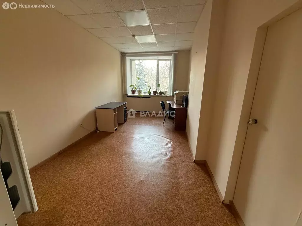 Офис (18 м) - Фото 2