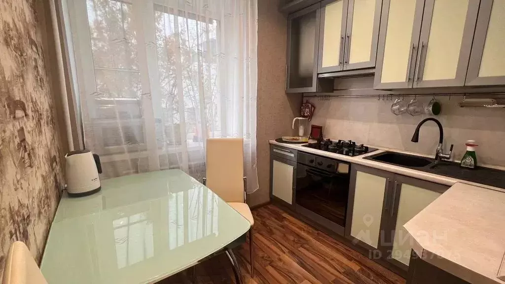 2-к кв. Ленинградская область, Кировск Набережная ул., 11 (43.0 м) - Фото 1