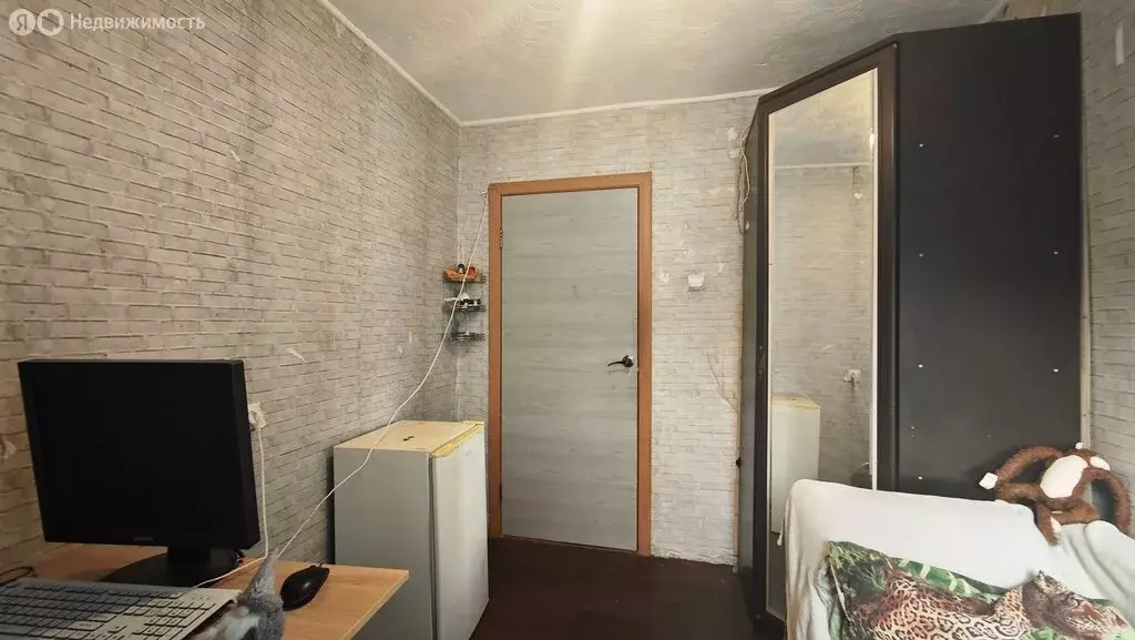 1к в 4-комнатной квартире (7.7 м) - Фото 1