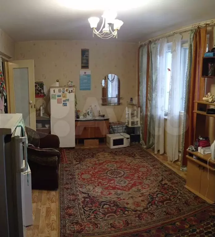 Комната 33,6 м в 3-к., 9/10 эт. - Фото 1