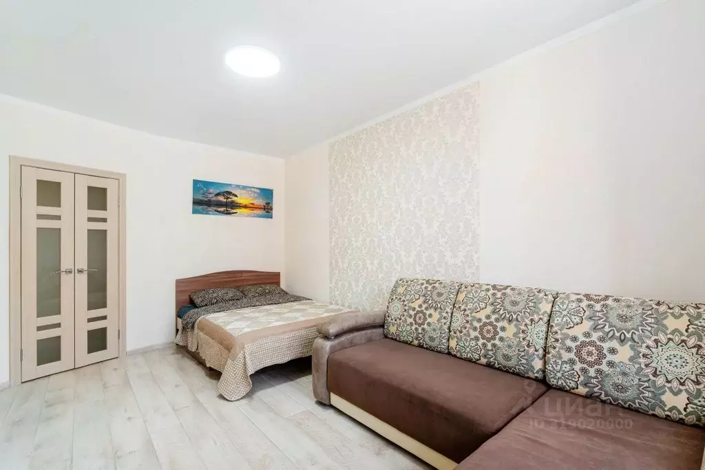 1-к кв. Омская область, Омск ул. Куйбышева, 113а (40.0 м) - Фото 0