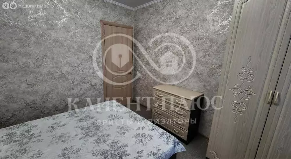 2-комнатная квартира: Новотроицкое, Янтарная улица, 1 (49 м) - Фото 1