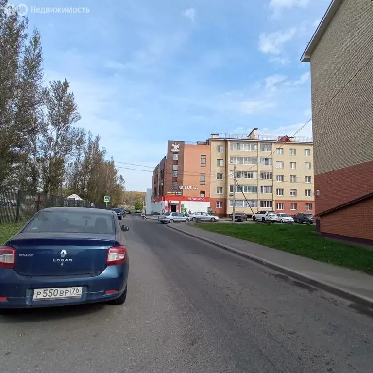 1-комнатная квартира: Ярославль, улица Александра Додонова, 4к6 (32 м) - Фото 1