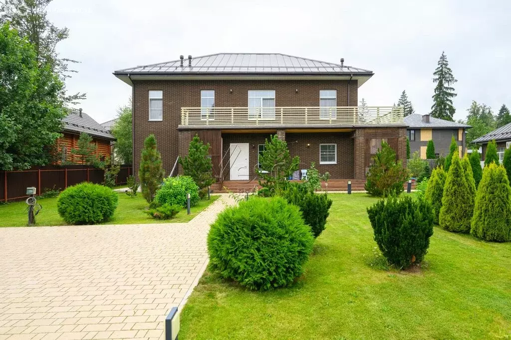 Дом в деревня Сивково, КП Зелёная роща-1 (334 м) - Фото 1