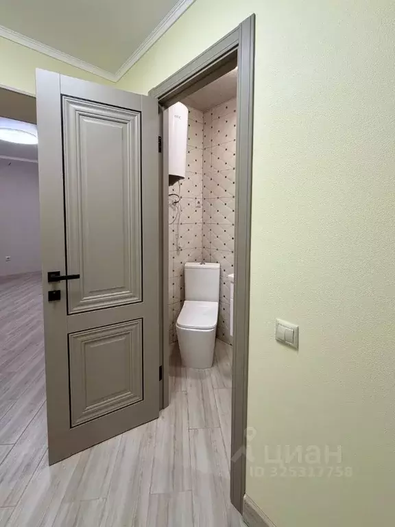 1-к кв. Краснодарский край, Туапсе ул. Красных Командиров, 3 (30.0 м) - Фото 1